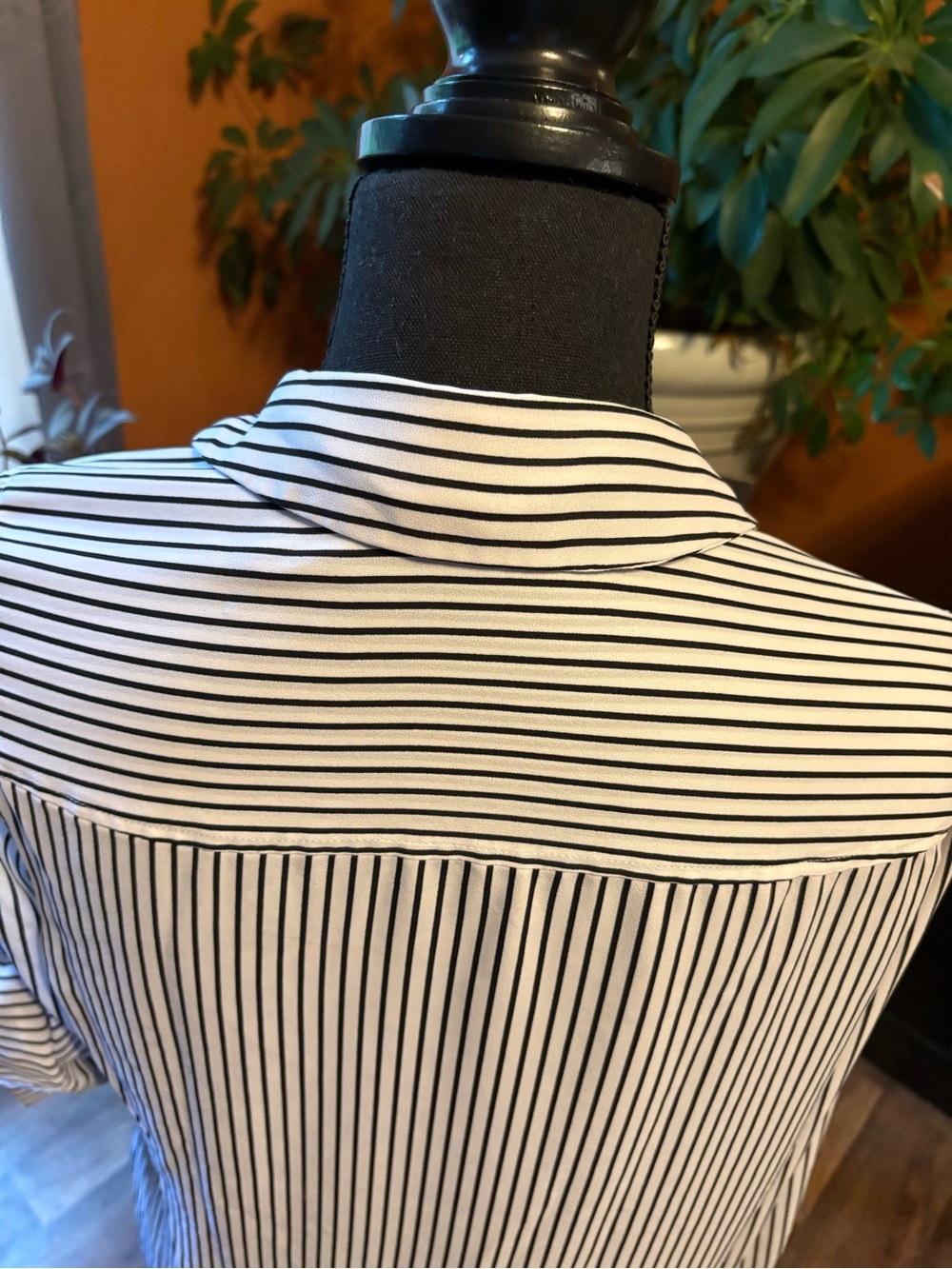 Express Black & White Striped Button-Down Blouse - Picture 10 of 12